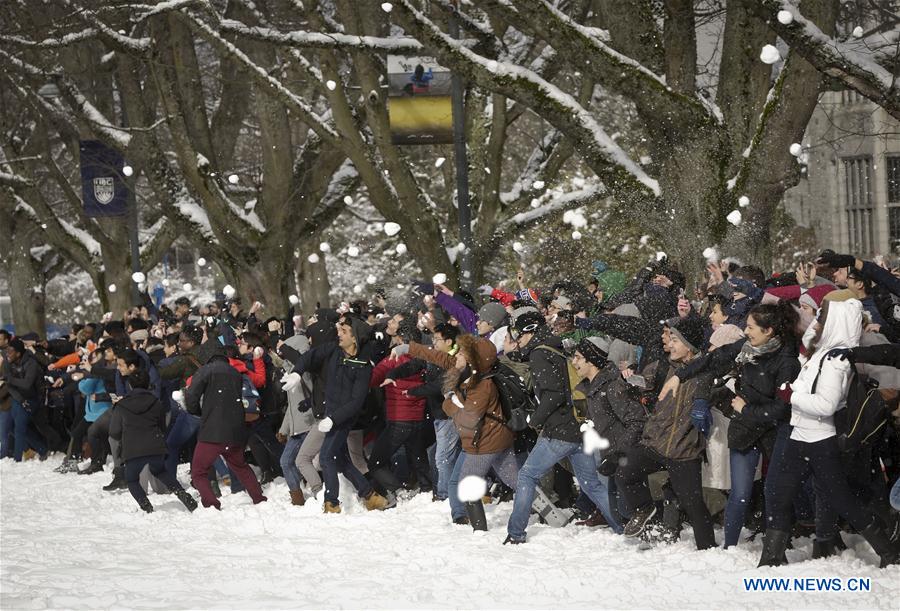 CANADA-VANCOUVER-UBC-SNOWBALL FIGHT