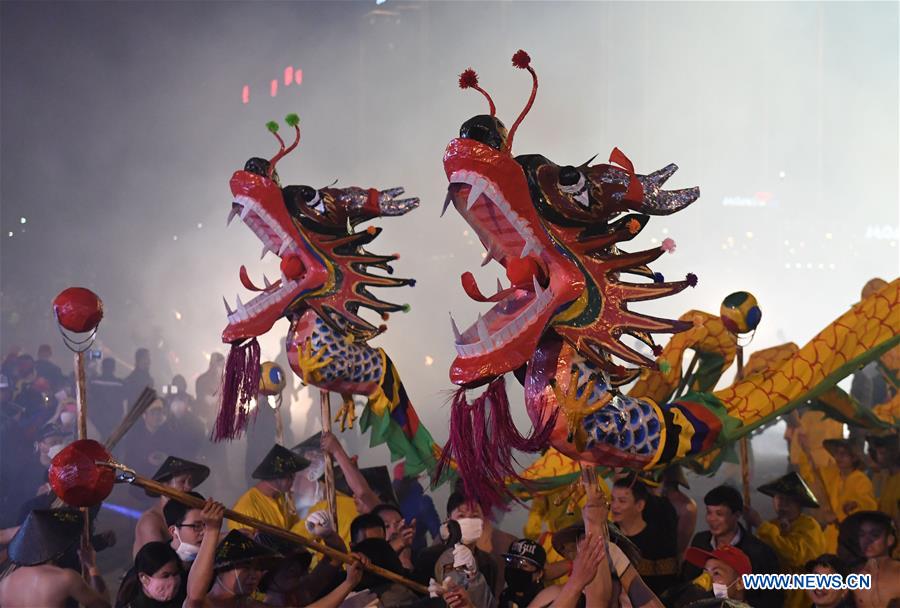 CHINA-GUANGXI-BINYANG-DRAGON DANCE (CN) 