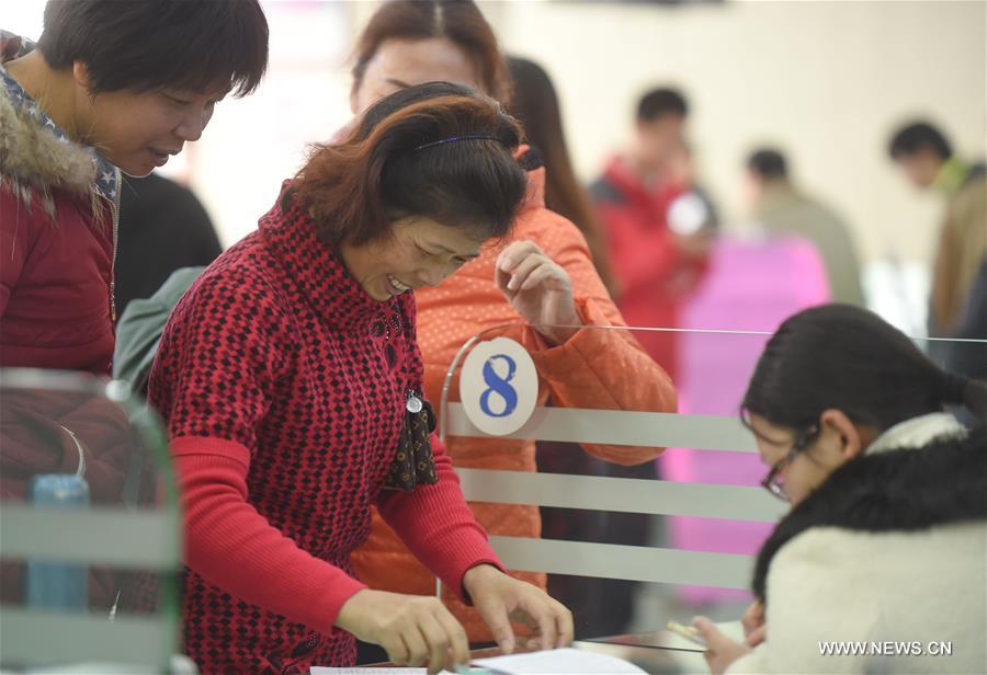 According to local authorities of manpower resource, more than 100 job fairs would be implemented this month, to ease labor shortage after the Chinese Lunar New Year