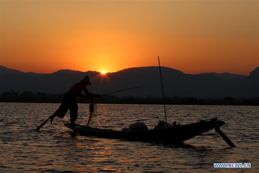 MYANMAR-NYAUNGSHWE-INLE LAKE