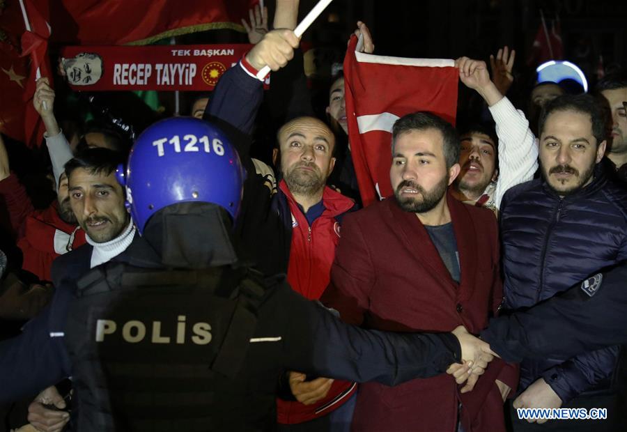 TURKEY-ANKARA-DUTCH EMBASSY-PROTEST
