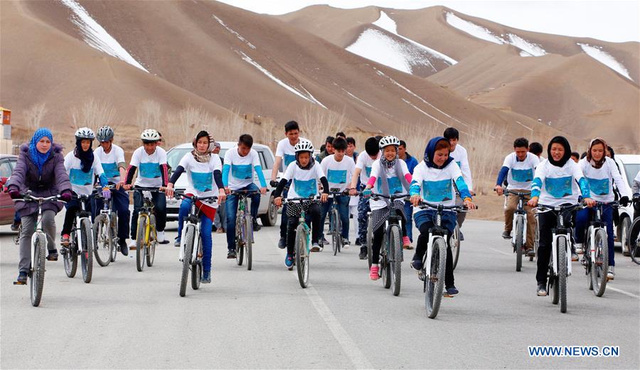 (SP)AFGHANISTAN-BAMYAN-CYCLING EVENT-FARMER'S DAY