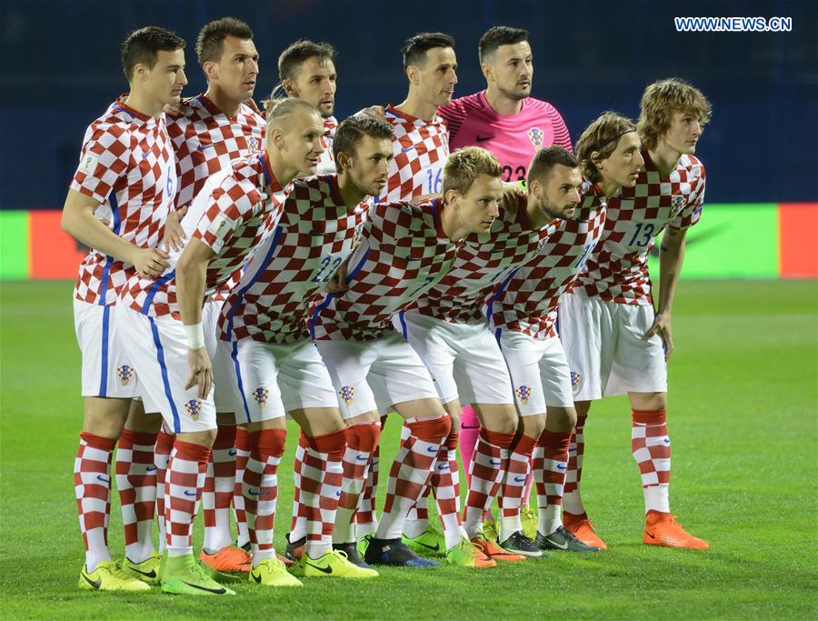 Players of Croatia pose for a team photo before the FIFA World Cup 2018 qualifier match against Ukraine at the Maksimir stadium in Zagreb, capital of Croatia, March 24, 2017.