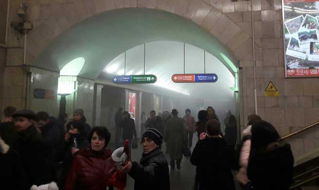 10 killed in subway explosions in Russia's St. Petersburg