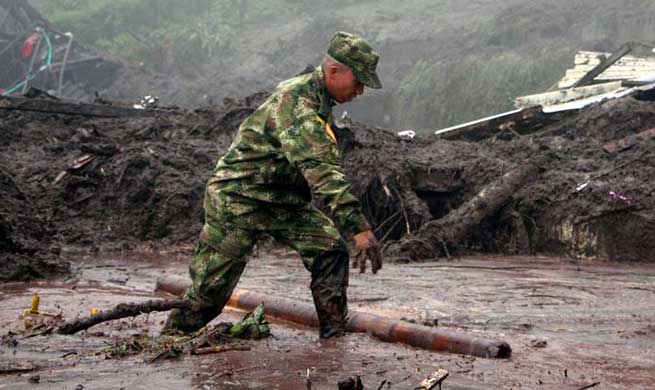 Landslide hits Manizales, Colombia