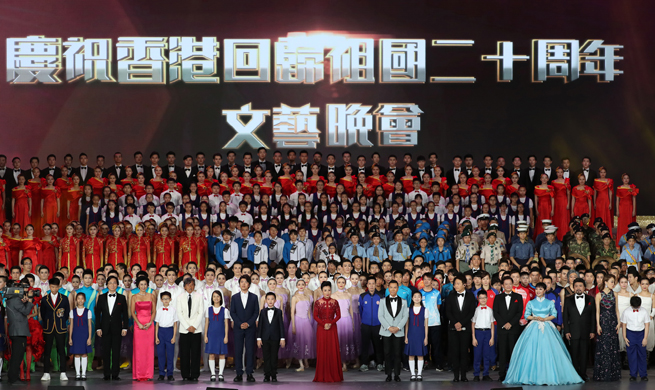 President Xi attends gala show for HK's 20th return anniversary
