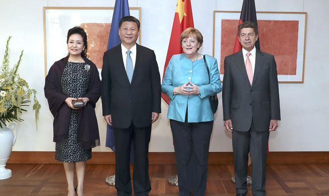 Xi says China supports EU to be "united, stable, prosperous, open"