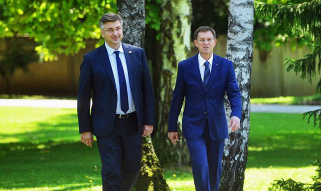 Slovenian PM meets Croatian counterpart in Ljubljana