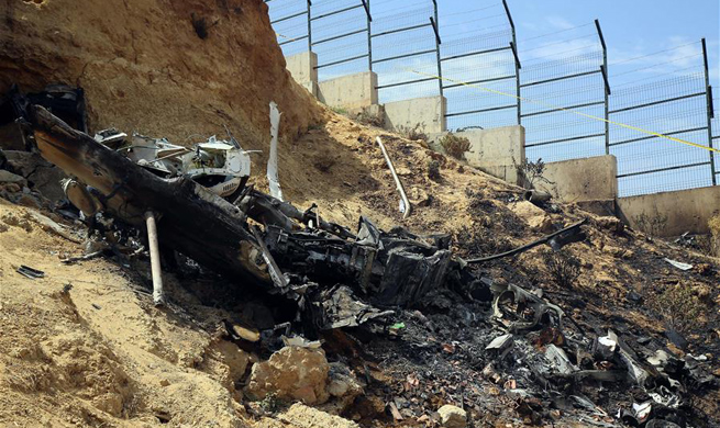 4 people killed in helicopter crash in Algeria