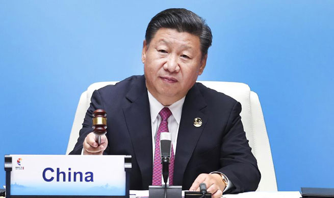 Video: President Xi Jinping chairs BRICS summit plenary session