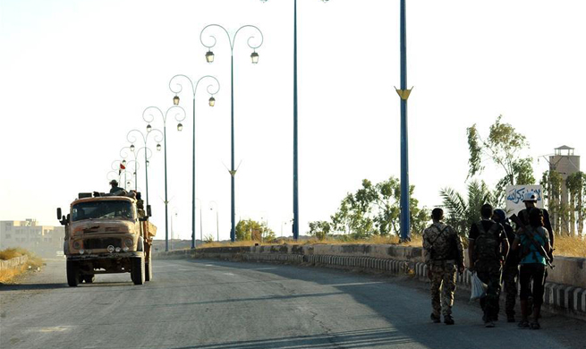 Syrian army fully controls main road to Deir al-Zour