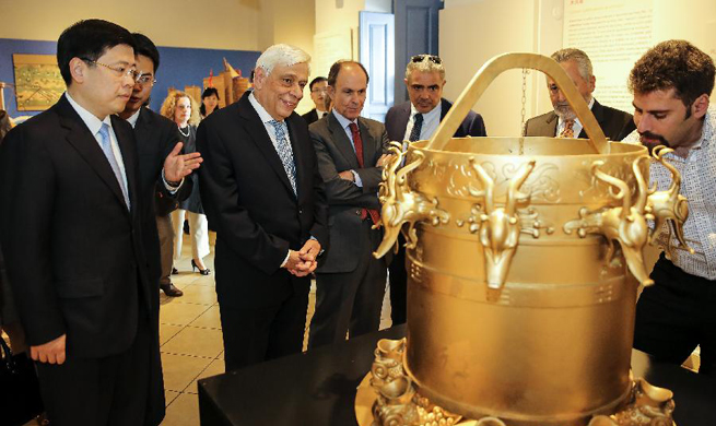 Greek president visits exhibition of Ancient Chinese Science and Technology