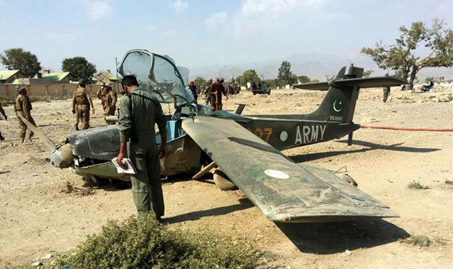 Army trainer plane crashes in NW Pakistan, injuring 3