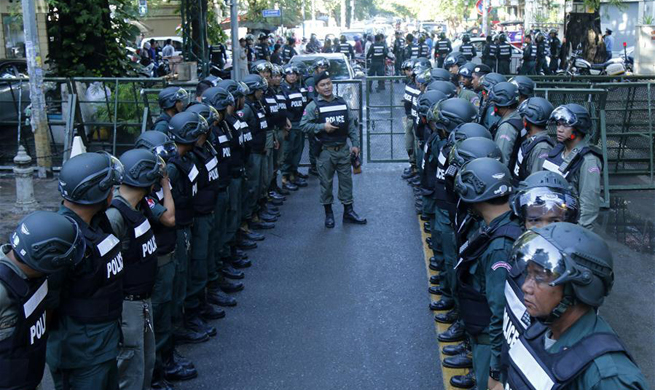 Security forces block road leading to Supreme Court in Cambodia