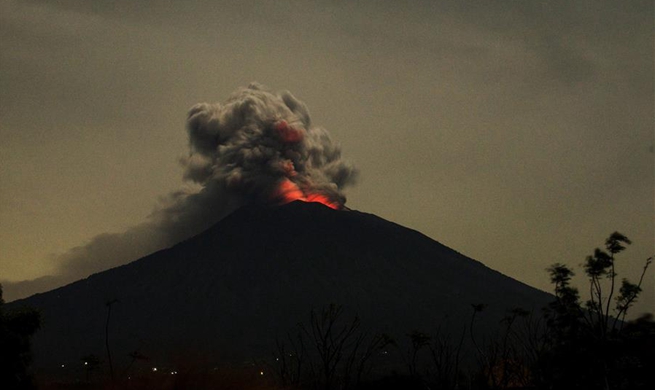 Indonesia raises alert for Mount Agung volcano to highest level 4