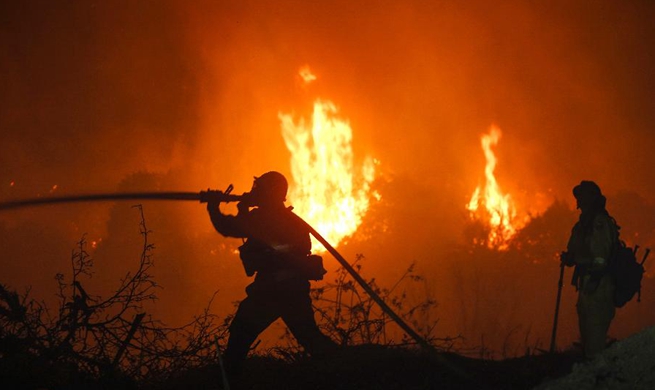 California governor declares state of emergency to battle fast moving fire