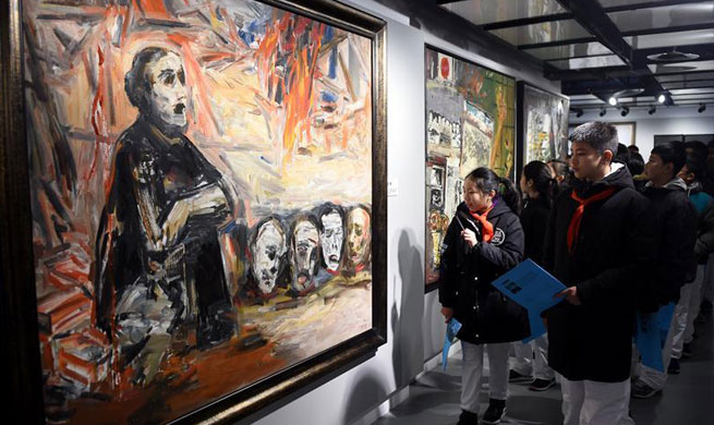 Art exhibition held in Beijing to mark Nanjing Massacre anniversary