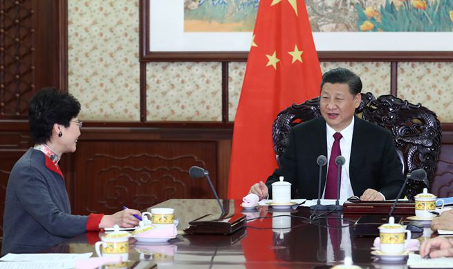 Xi underscores unswerving adherence to "one country, two systems"