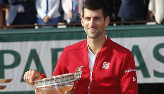 Djokovic claims title of men's singles final in Paris