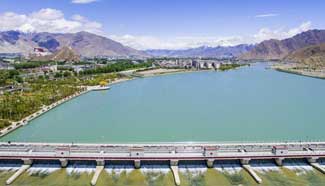 SW China's Lhasa enters into tourist rush season