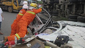 6 killed in road crash accident in east China's Jiangxi