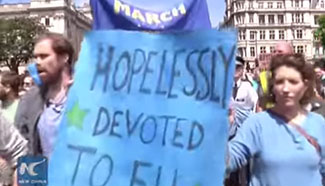 RAW: Tens of thousands march against Brexit in London