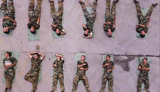 Aerial photos of flood-fighting soldiers in Hubei