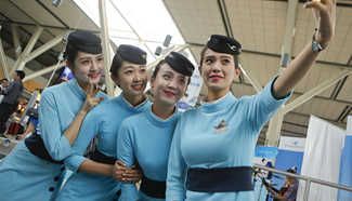 Direct flights linking Xiamen to Vancouver begin