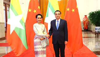 Premier Li Keqiang welcomes Aung San Suu Kyi