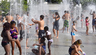 Heat wave hits in regions of central and northern France