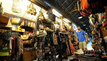 Night bazaars in Thailand's Chiang Mai attract tourists