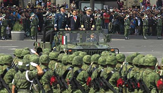 Mexico holds military parade to mark 206th anniv. of independence
