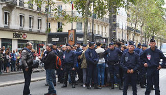 Police operation ends in central Paris, no danger detected