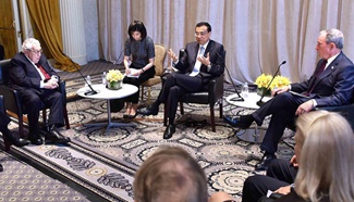 Chinese premier meets U.S. bigwigs on bilateral ties, common concerns
