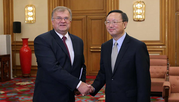 Chinese official voices stronger links with Lithuania
