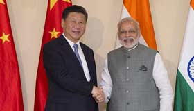 Chinese president meets Indian PM ahead of summit