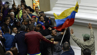 Venezuelan parliament, gov't at loggerheads over Maduro's presidency