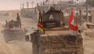 Turkey deploys tanks near Iraqi border