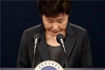 Prosecutors indict friend, former aides of Park Geun-hye