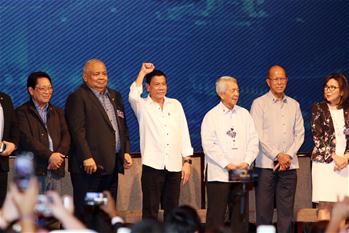 Duterte meets Filipino community during 2-day visit in Phnom Penh