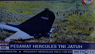 Indonesian military plane crashes