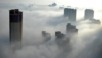 Advection fog scenery in N China's Xingtai City