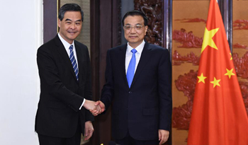 Chinese premier meets Hong Kong SAR chief executive