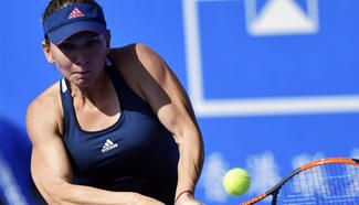 Simona Halep beats Jelena Jankovic 2-1 at WTA Shenzhen Open