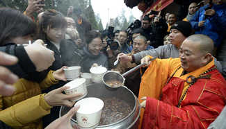 Free Laba porridge served at Shaolin Temple