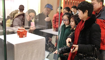 Purple clay wares exhibited at newly-opened Yixing Museum in E China
