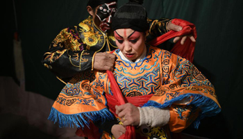 Shaanxi Opera team performs during Spring Festival holidays in NW China