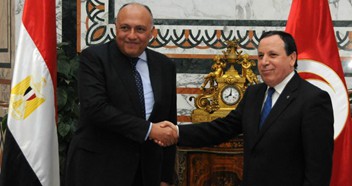 Tunisian FM meets visiting Egyptian counterpart in Tunis