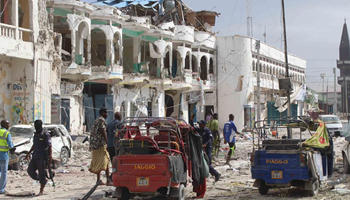 Massive blast hits hotel in Mogadishu, gunfire ongoing