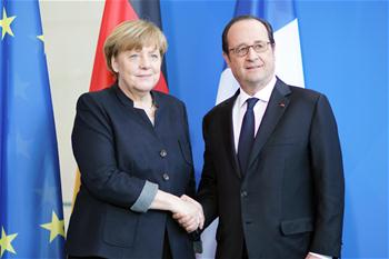 Merkel, Hollande attend joint press conference in Berlin